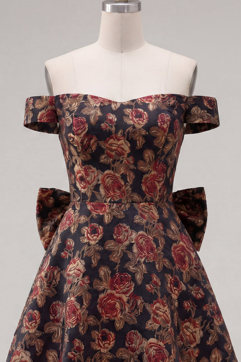 Laden Sie das Bild in den Galerie-Viewer, Off-the-shoulder Schwarzes Jacquard A-Linie Blumen Kurzes Abendkleid mit Schleife
