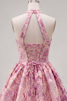 Laden Sie das Bild in den Galerie-Viewer, Fuchsia A-Linie Halterhals Jacquard Blumen Kurzes Abendkleid