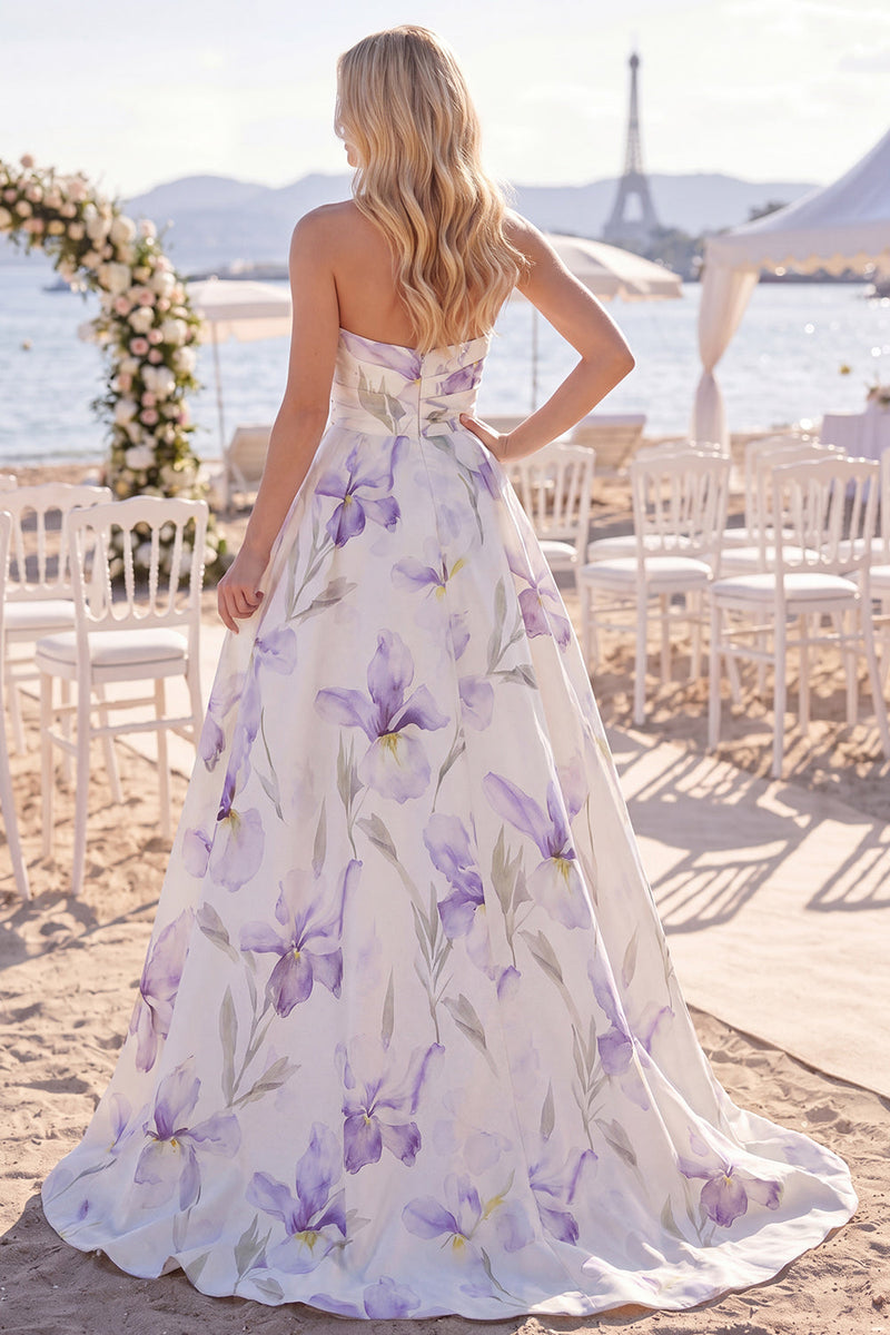 Laden Sie das Bild in den Galerie-Viewer, White Purple Flower A-Linie geraffte Sweep Sleep Strand-Hochzeitskleid mit Schlitz