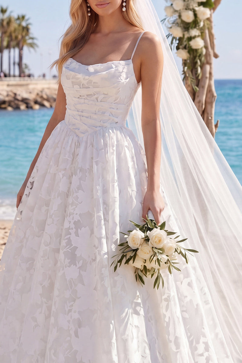 Laden Sie das Bild in den Galerie-Viewer, Weißes Spitzen-Blumenmuster A-Linie Zug-Zug Braut-Hochzeitskleid mit Schleiern