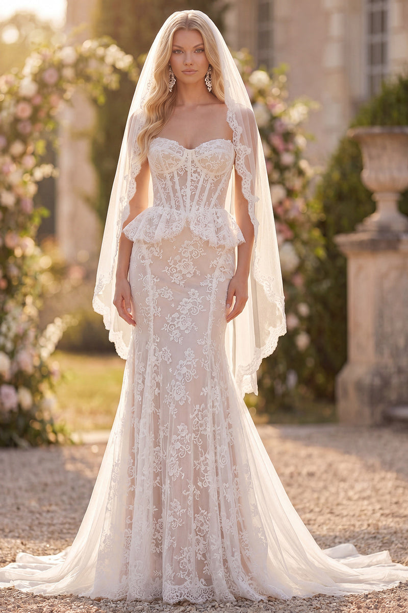 Laden Sie das Bild in den Galerie-Viewer, Weißes florales Spitzen-Meerjungfrauen-Korsett, Schlaff-Korsett Boho-Hochzeitskleid mit Schleiern