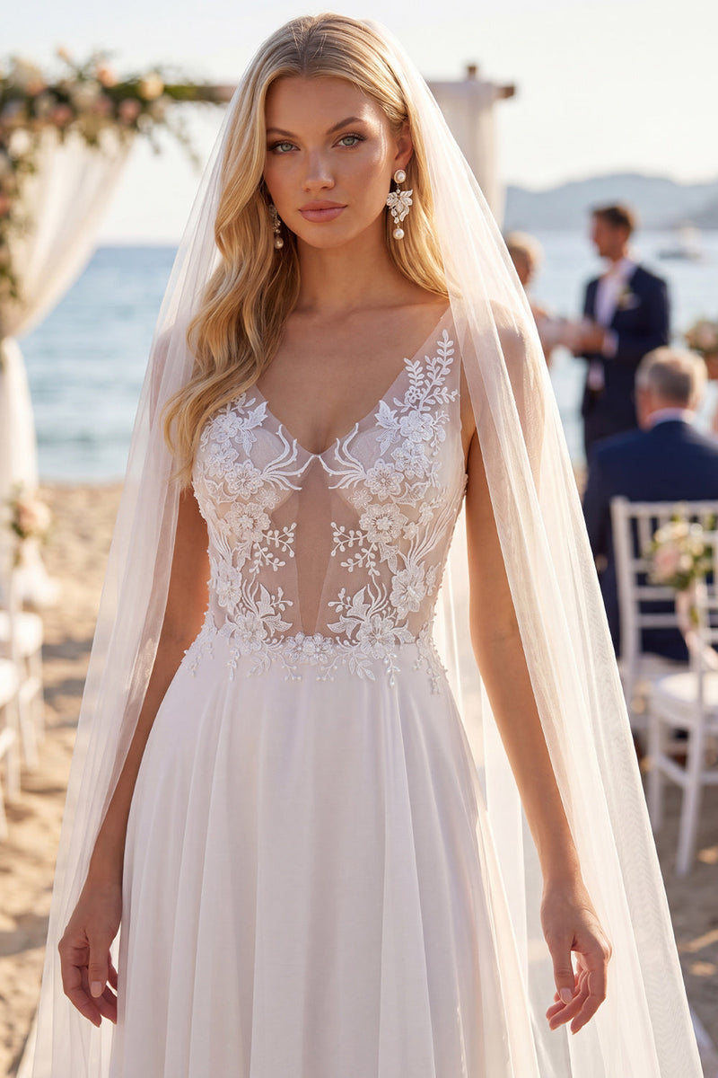 Laden Sie das Bild in den Galerie-Viewer, Weißes florales Chiffon A-Linie V-Ausschnitt Sweep-Zug Schlüsselloch-Strand-Hochzeitskleid mit Schleiern