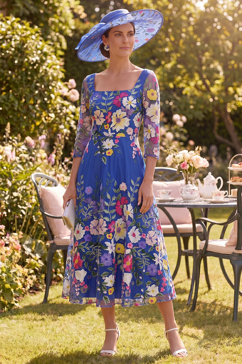 Laden Sie das Bild in den Galerie-Viewer, Königsblaues A-Linien-Quadrathals-Floral-Midi-Mutter-der-Braut-Kleid