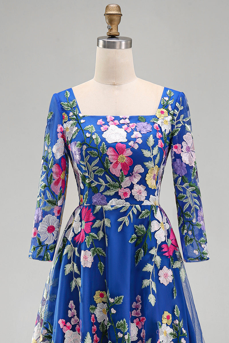 Laden Sie das Bild in den Galerie-Viewer, Königsblaues A-Linien-Quadrathals-Floral-Midi-Mutter-der-Braut-Kleid
