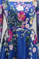 Laden Sie das Bild in den Galerie-Viewer, Königsblaues A-Linien-Quadrathals-Floral-Midi-Mutter-der-Braut-Kleid