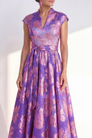 Laden Sie das Bild in den Galerie-Viewer, Marineblaues A-Linie-Blumenkleid mit V-Ausschnitt und langem Mutter-der-Braut-Kleid mit Mützenärmeln