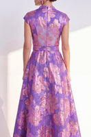 Laden Sie das Bild in den Galerie-Viewer, Marineblaues A-Linie-Blumenkleid mit V-Ausschnitt und langem Mutter-der-Braut-Kleid mit Mützenärmeln