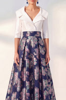 Laden Sie das Bild in den Galerie-Viewer, A-Line marineblaues Blumenkleid der Mutter der Braut mit 3/4 Ärmeln