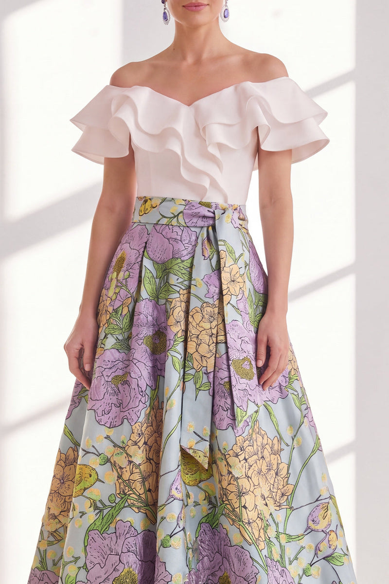 Laden Sie das Bild in den Galerie-Viewer, Pink-blaues Blüten-A-Linie-Umrand von der Schulter mit Rüschen langes Mutter-der-der-Braut-Kleid mit Gürtel