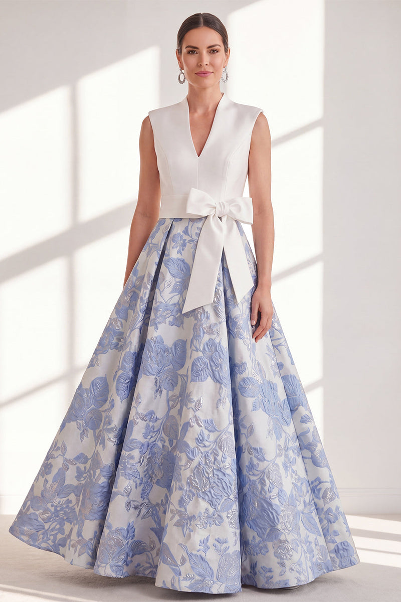 Laden Sie das Bild in den Galerie-Viewer, Blaues A-Linien-V-Ausschnitt langes Mutter-der-der-Braut-Kleid mit Schleife