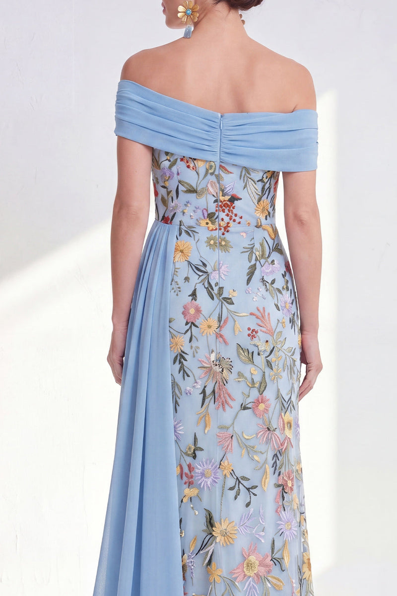 Laden Sie das Bild in den Galerie-Viewer, Off-the-shoulder grünes Blumenkleid der Mutter der Braut mit Schärpe