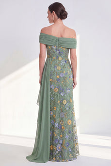 Off-the-shoulder grünes Blumenkleid der Mutter der Braut mit Schärpe