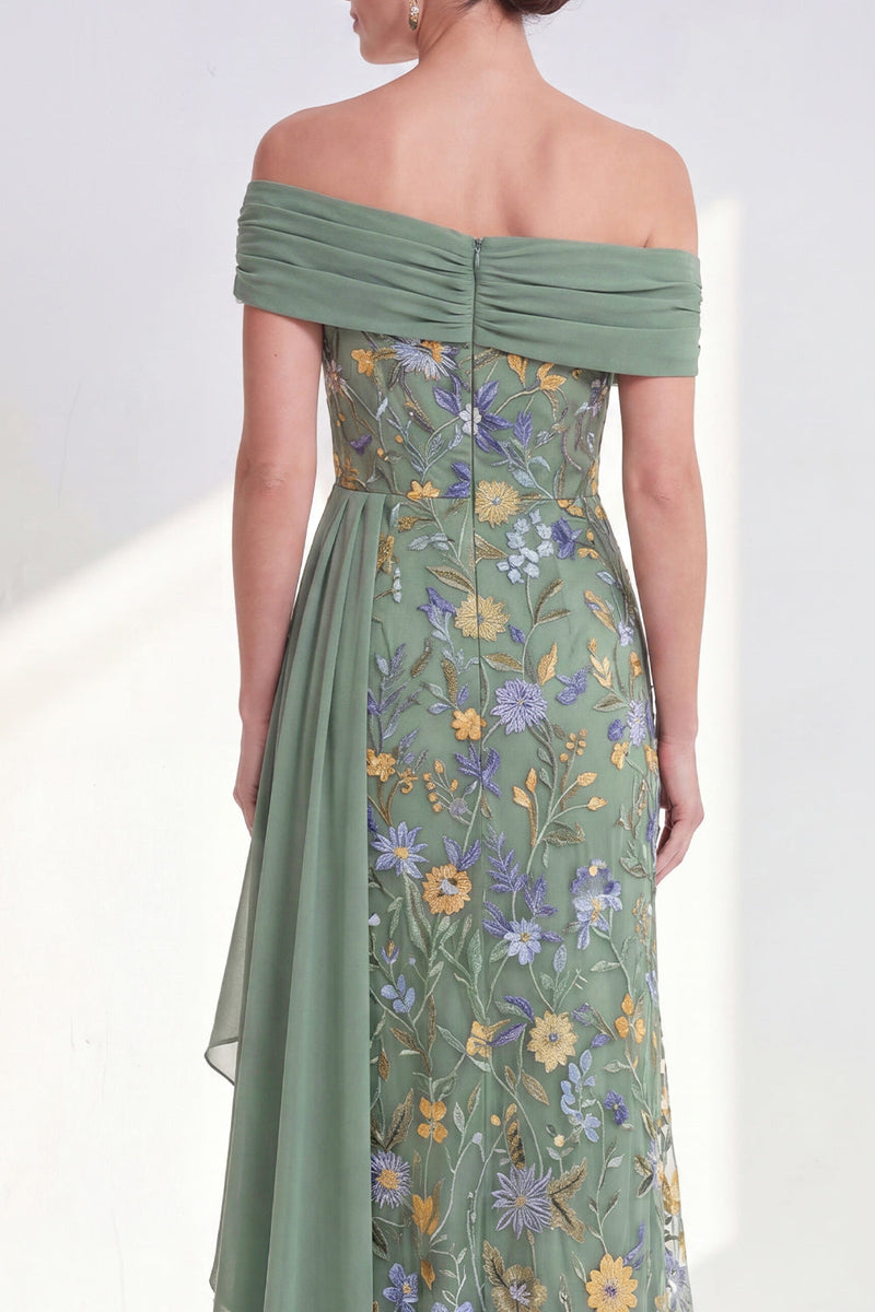 Laden Sie das Bild in den Galerie-Viewer, Off-the-shoulder grünes Blumenkleid der Mutter der Braut mit Schärpe
