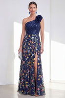 Laden Sie das Bild in den Galerie-Viewer, Glitzerndes A-Line-Marineblau mit Pailletten mit einer Schulter – geblümtes langes Mutter-der-der-Braut-Kleid mit Schlitz