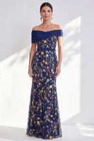 Laden Sie das Bild in den Galerie-Viewer, Grünes A-Linien-Off-the-shoulder Blumen-Langkleid Mutter der Braut
