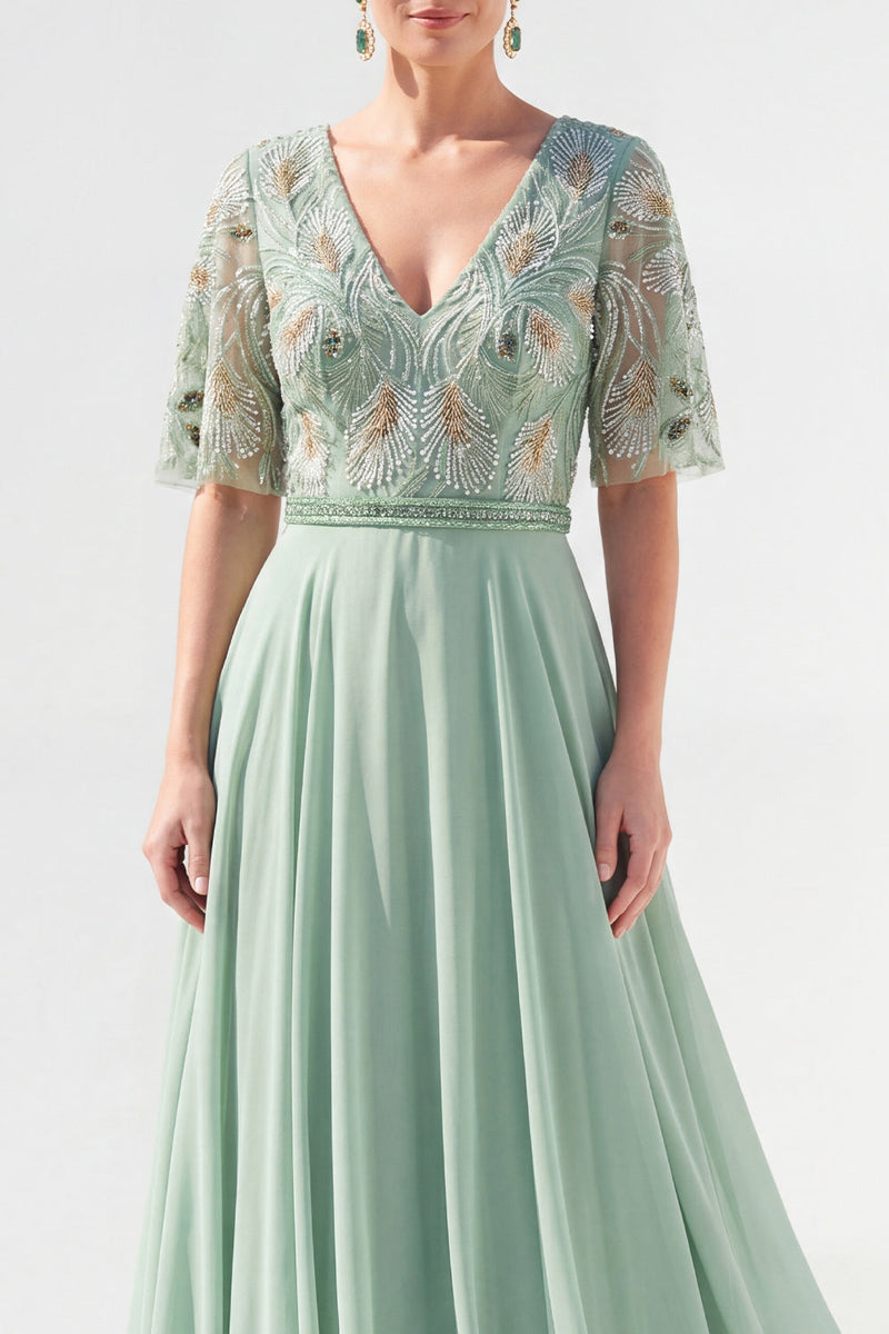 Laden Sie das Bild in den Galerie-Viewer, A-Linie grünes V-Ausschnitt-Chiffon-Chiffon-Kleidung mit langer Mutter der Braut und Perlenbesatz