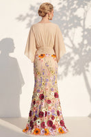 Laden Sie das Bild in den Galerie-Viewer, Meerjungfrau-Champagner-Floral-V-Ausschnitt-Langkleid der Mutter der Braut mit Umhangärmeln