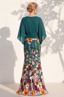 Laden Sie das Bild in den Galerie-Viewer, Meerjungfrau-Champagner-Floral-V-Ausschnitt-Langkleid der Mutter der Braut mit Umhangärmeln