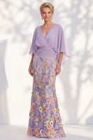 Laden Sie das Bild in den Galerie-Viewer, Meerjungfrau-Champagner-Floral-V-Ausschnitt-Langkleid der Mutter der Braut mit Umhangärmeln