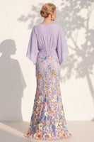 Laden Sie das Bild in den Galerie-Viewer, Meerjungfrau-Champagner-Floral-V-Ausschnitt-Langkleid der Mutter der Braut mit Umhangärmeln