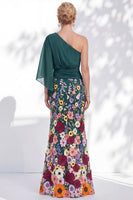 Laden Sie das Bild in den Galerie-Viewer, Einschulterlila Meerjungfrauen-Floral-Langkleid der Mutter der Braut mit Umhangärmeln