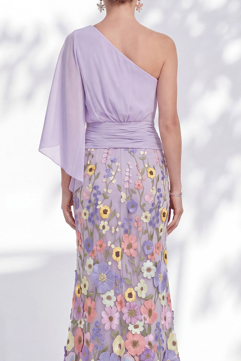Laden Sie das Bild in den Galerie-Viewer, Einschulterlila Meerjungfrauen-Floral-Langkleid der Mutter der Braut mit Umhangärmeln