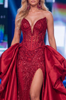 Laden Sie das Bild in den Galerie-Viewer, Rotes Meerjungfrauen-Transparentes Korsett, Sweetheart-Perlenkleid mit Pageant-Kleidung und Schärpe