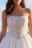 Laden Sie das Bild in den Galerie-Viewer, Sprakly, trägerloses, perlenbesetztes Korsett, kleines weißes Kleid mit Schleife