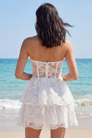 Laden Sie das Bild in den Galerie-Viewer, Sweetheart Floral A-Linie gestuftes kleines weißes Kleid