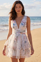Laden Sie das Bild in den Galerie-Viewer, Ein von Line Ivoy bedrucktes, florales Mini-Kleid mit V-Ausschnitt und Stufen