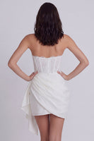 Laden Sie das Bild in den Galerie-Viewer, Strapless Corset Bodycon Lace Little White Dress