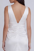Laden Sie das Bild in den Galerie-Viewer, Elfenbein V-Ausschnitt Satin Gerafftes Bodycon Kurzes Standesamtkleid