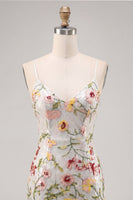 Laden Sie das Bild in den Galerie-Viewer, Glitzerndes Elfenbein Spaghetti-Träger Bodycon Blumen Pailletten Kurzes Abendkleid