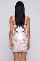 Laden Sie das Bild in den Galerie-Viewer, Elfenbeinfarbenes Floral-Bodycon-Pailletten-Homecoming-Kleid mit Schleife