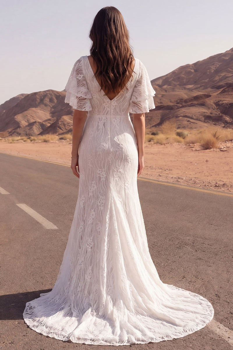 Laden Sie das Bild in den Galerie-Viewer, Spitzen-Elfenbein-Meerjungfrauen-Kurzarm-Boho-Hochzeitskleid