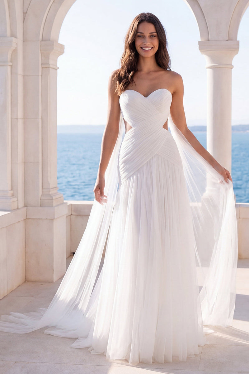 Laden Sie das Bild in den Galerie-Viewer, Sweetheart Cut Out Ivory A Line Sweep Train Beach Hochzeitskleid mit Umhang