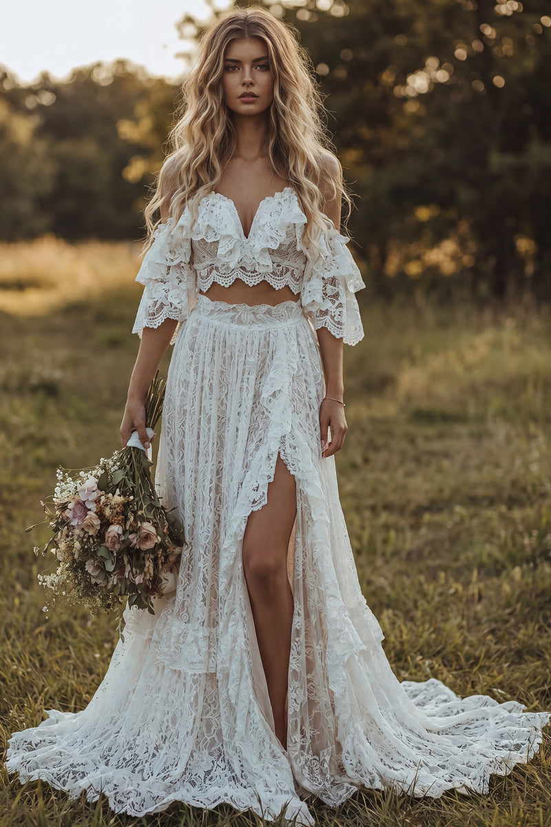 Laden Sie das Bild in den Galerie-Viewer, Off The Shoulder Lace Ivory A Line Ragschen-Zweiteiliges Boho-Hochzeitskleid