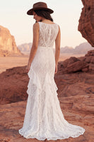 Laden Sie das Bild in den Galerie-Viewer, Spitzen-Elfenbein-Bootsausschnitt mit Meerjungfrauen-Rüschen-Boho-Hochzeitskleid mit Schlitz