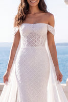 Laden Sie das Bild in den Galerie-Viewer, Schulterloses Meerjungfrauen-Elfenbein-Hochzeitskleid mit Schärpe