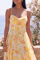 Laden Sie das Bild in den Galerie-Viewer, Gelbes A-Linie Maxi-Blumenkleid