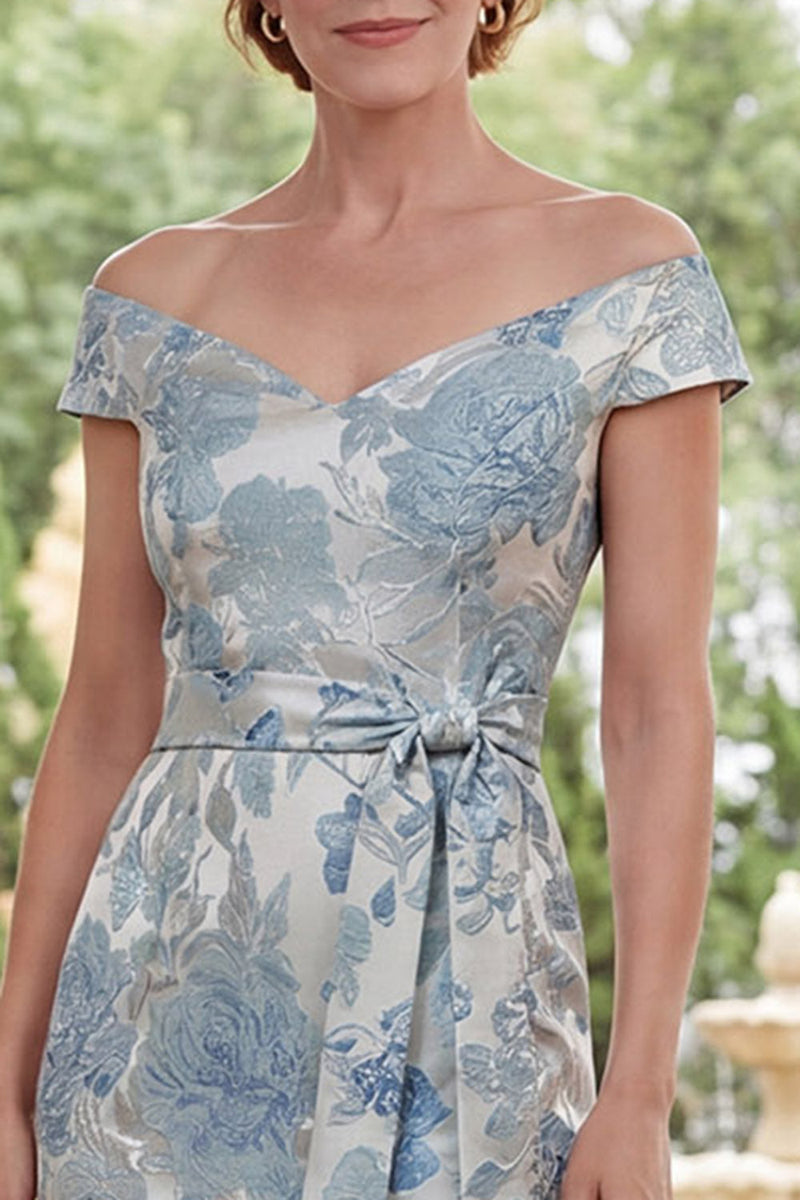 Laden Sie das Bild in den Galerie-Viewer, Blauer Off-the-Shoulder Bodycon Jacquard Floral Long Mother Of the Bride Dress mit Gürtel