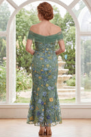 Laden Sie das Bild in den Galerie-Viewer, Meerjungfrauengrün schulterbesticktes, gesticktes langes Mutter-der-Braut-Kleid