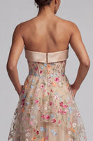 Laden Sie das Bild in den Galerie-Viewer, Off-the-shoulder Champagner-A-Linie Tüll-Korsett, florales Mutter-der-Braut-Kleid