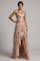 Laden Sie das Bild in den Galerie-Viewer, Sweetheart Champagner A-Linie Korsett Tüll hoch-niedrig Blumenkleid Mutter der Braut