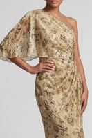 Laden Sie das Bild in den Galerie-Viewer, Langer, geblommiger Champagner, gerafftes Mutter-der-Braut-Kleid mit Seitenumhang