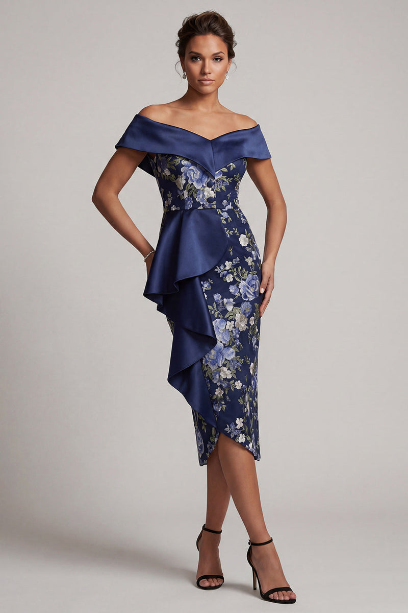 Laden Sie das Bild in den Galerie-Viewer, Off-the-shoulder marineblauer Bodycon Bodycon Midi Mutter der Braut mit Rüschen