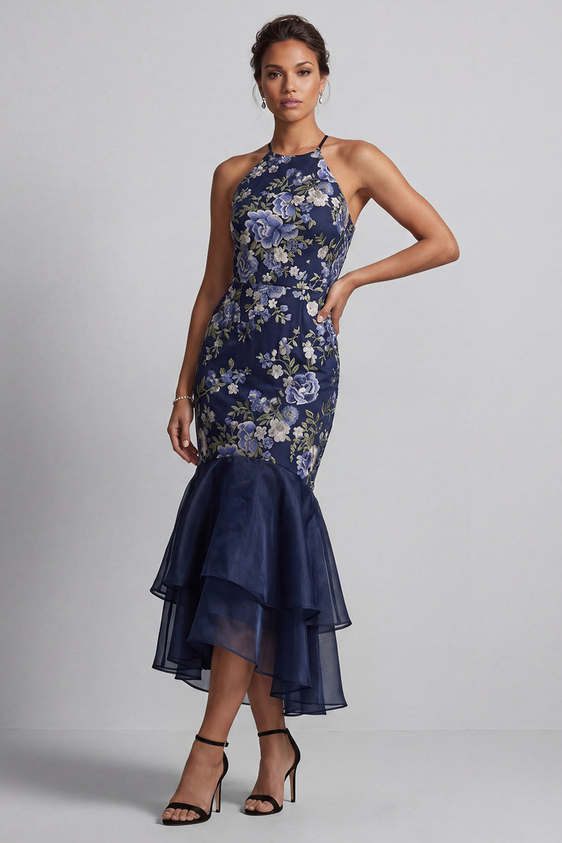 Laden Sie das Bild in den Galerie-Viewer, Marineblauer Blumenneckholderhals Meerjungfrau Long Mother Of the Bride Kleid mit Rüschen