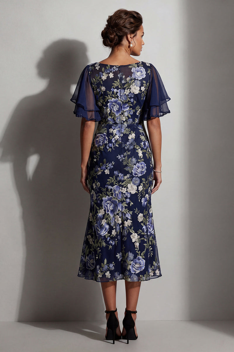 Laden Sie das Bild in den Galerie-Viewer, Meerjungfrauen-Marineblauer Blumen-Jacquard-Bateau-Ausschnitt Midi-Mutter-der-Braut-Kleid mit Schlitz