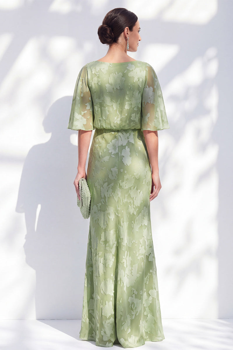 Laden Sie das Bild in den Galerie-Viewer, Salbeigrüner Meerjungfrauen-Chiffon mit Blumenrüschen mit Bateau-Ausschnitt und langem Mutter-der-Braut-Kleid