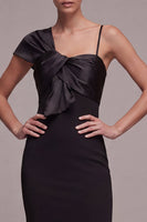 Laden Sie das Bild in den Galerie-Viewer, Meerjungfrauen-Spaghettiträger Midi Black-Tie-Kleid mit Schleife